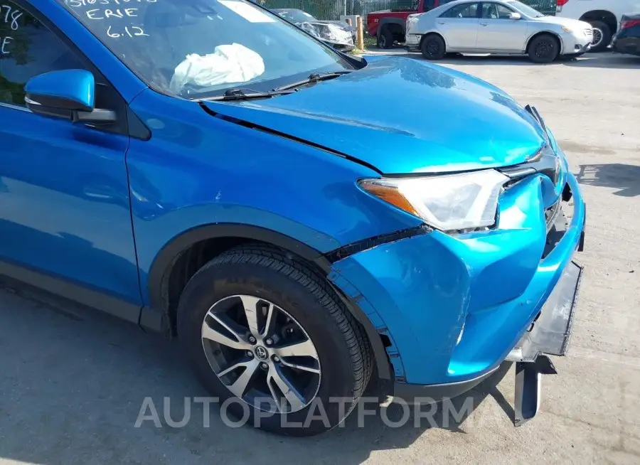 TOYOTA RAV4 2018 vin JTMWFREV2JD116831 from auto auction Iaai