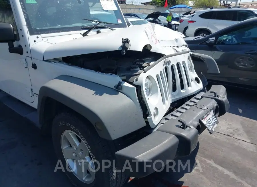 JEEP WRANGLER JK UNLIMITED 2018 vin 1C4BJWDG0JL819185 from auto auction Iaai