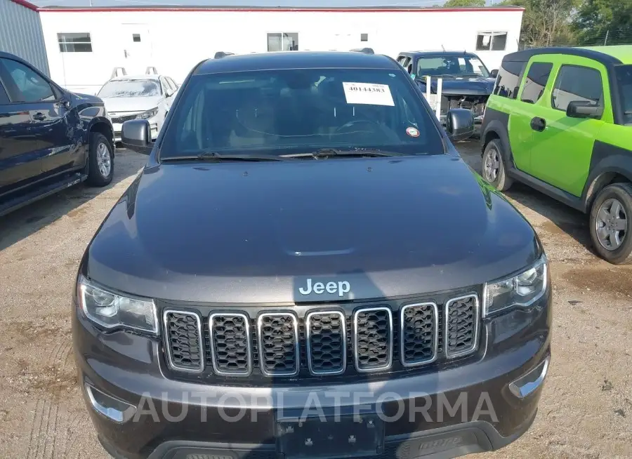 JEEP GRAND CHEROKEE 2018 vin 1C4RJFAG5JC318733 from auto auction Iaai