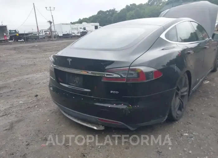 TESLA MODEL S 2015 vin 5YJSA1E23FF116258 from auto auction Iaai