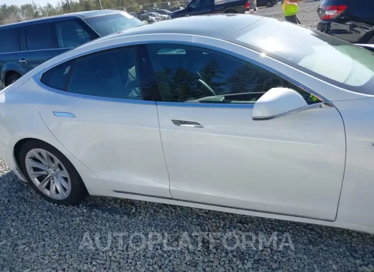 TESLA MODEL S 2018 vin 5YJSA1E2XJF281779 from auto auction Iaai