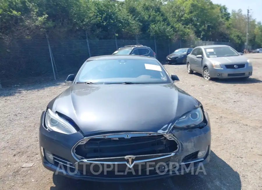 TESLA MODEL S 2015 vin 5YJSA1H10FFP74235 from auto auction Iaai