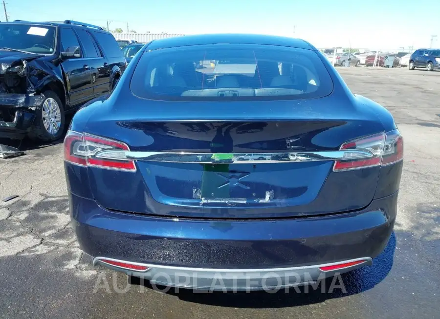 TESLA MODEL S 2015 vin 5YJSA1H13FF080705 from auto auction Iaai