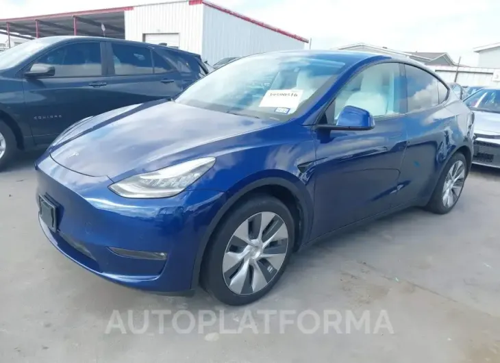 TESLA MODEL Y 2022 vin 7SAYGAEE9NF325833 from auto auction Iaai