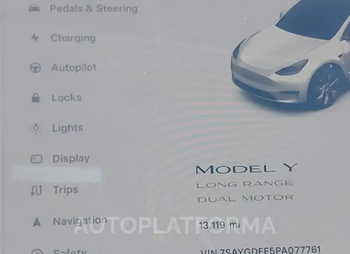 TESLA MODEL Y 2023 vin 7SAYGDEE5PA077761 from auto auction Iaai