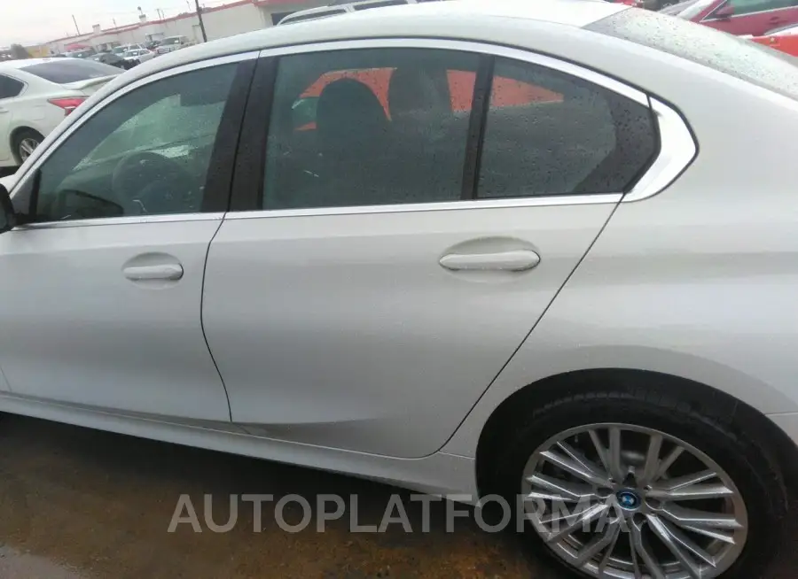 BMW 3 SERIES 2024 vin 3MW39FF01R8E10822 from auto auction Iaai