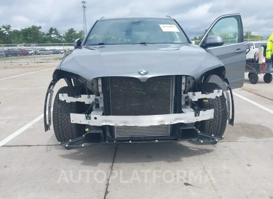 BMW X5 2018 vin 5UXKR0C52J0X88317 from auto auction Iaai