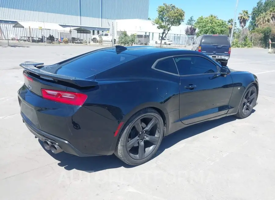 CHEVROLET CAMARO 2018 vin 1G1FB1RS6J0116456 from auto auction Iaai