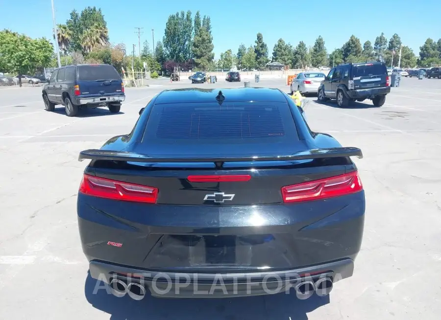 CHEVROLET CAMARO 2018 vin 1G1FB1RS6J0116456 from auto auction Iaai