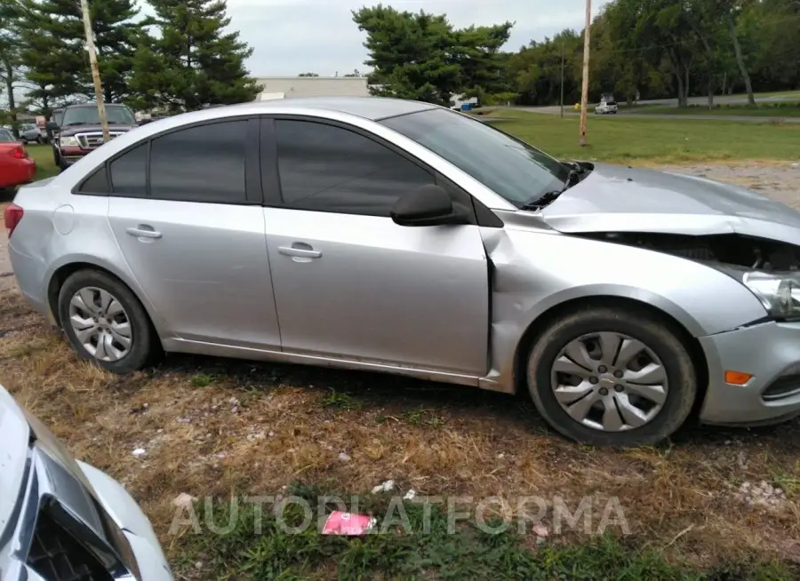 CHEVROLET CRUZE LIMITED 2016 vin 1G1PC5SH1G7182551 from auto auction Iaai