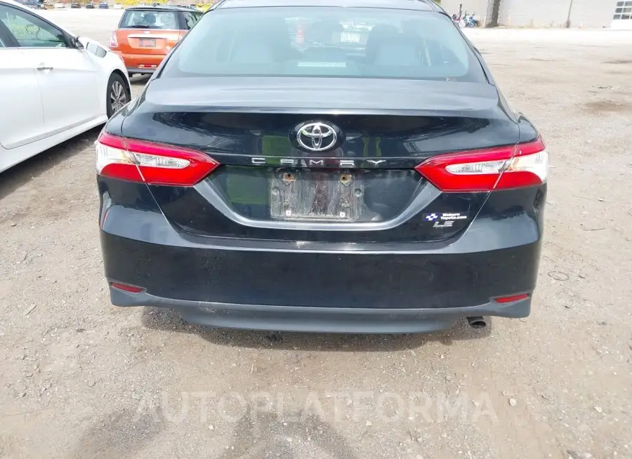 TOYOTA CAMRY 2018 vin 4T1B11HK5JU557199 from auto auction Iaai