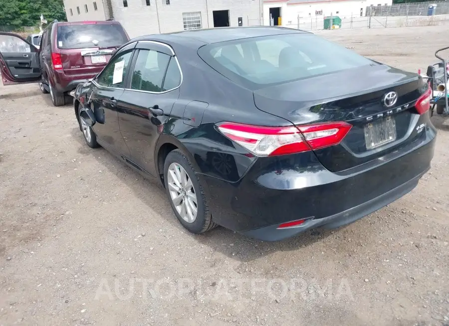 TOYOTA CAMRY 2018 vin 4T1B11HK5JU557199 from auto auction Iaai