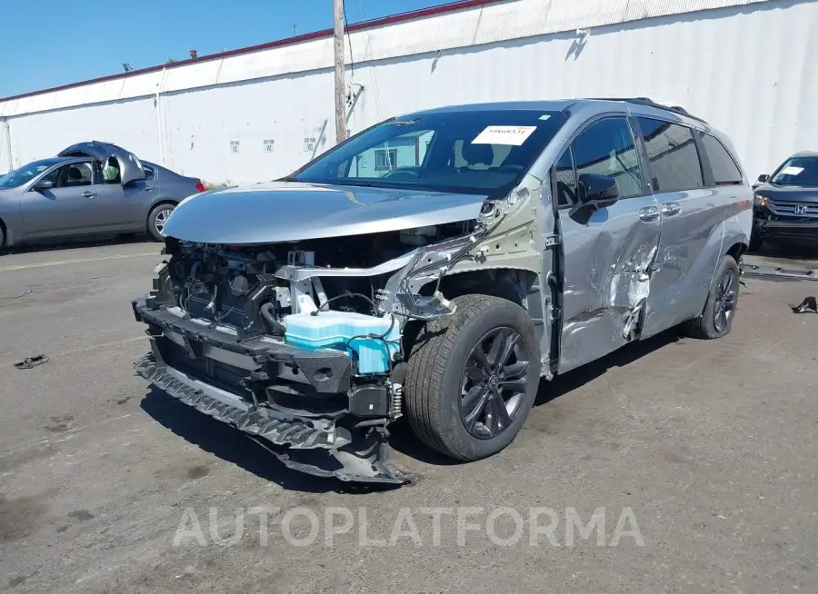 TOYOTA SIENNA 2024 vin 5TDDSKFC4RS119589 from auto auction Iaai