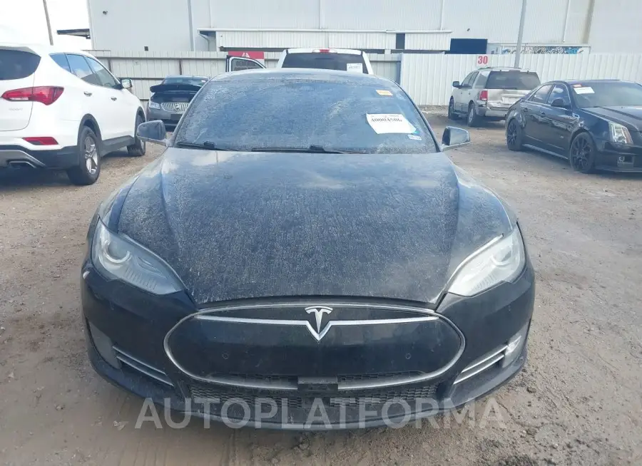 TESLA MODEL S 2016 vin 5YJSA1E4XGF126272 from auto auction Iaai