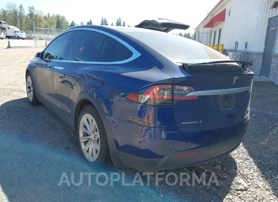 TESLA MODEL X 2017 vin 5YJXCBE28HF053781 from auto auction Iaai