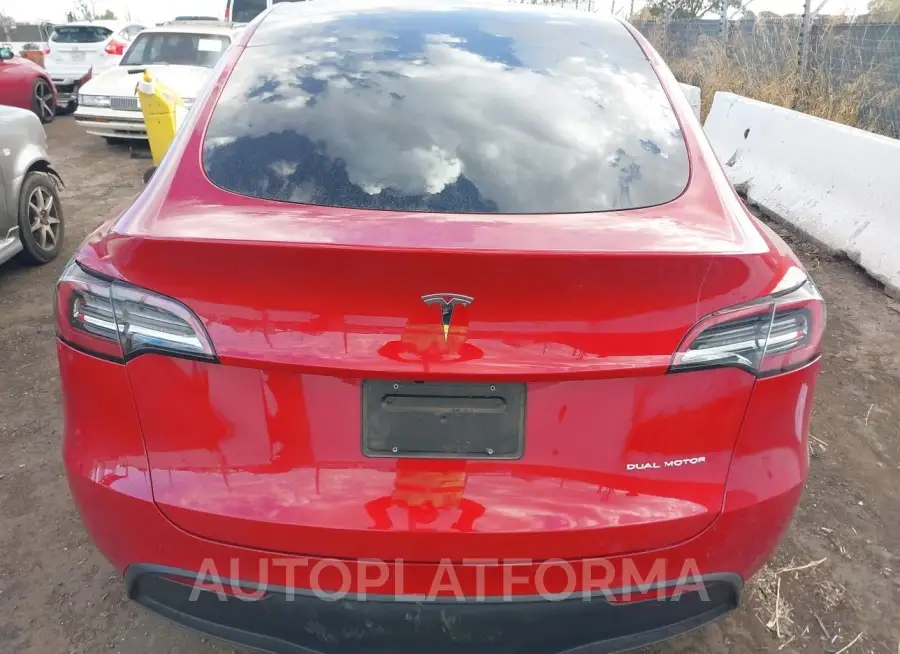 TESLA MODEL Y 2023 vin 7SAYGAEE9PF874211 from auto auction Iaai