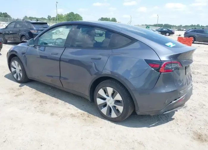 TESLA MODEL Y 2023 vin 7SAYGDEE4PF759498 from auto auction Iaai