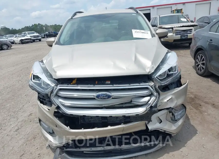 FORD ESCAPE 2018 vin 1FMCU0HD4JUA62659 from auto auction Iaai