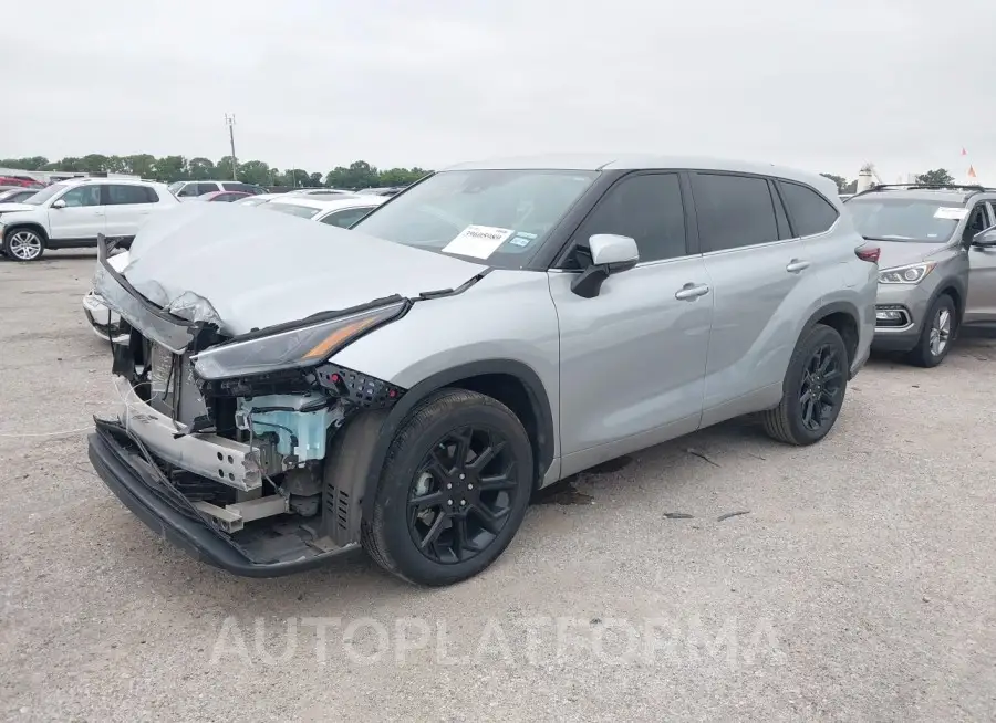 TOYOTA HIGHLANDER 2024 vin 5TDKDRAH4RS050898 from auto auction Iaai