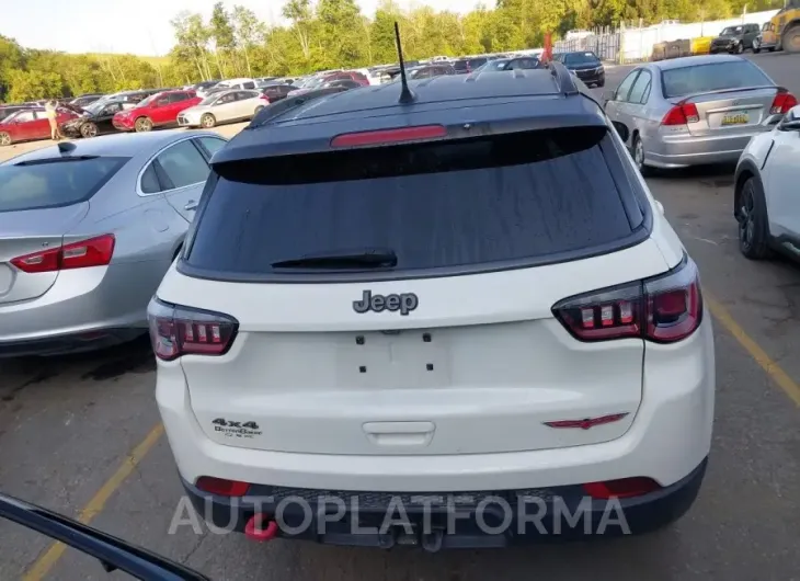 JEEP COMPASS 2018 vin 3C4NJDDB0JT130547 from auto auction Iaai