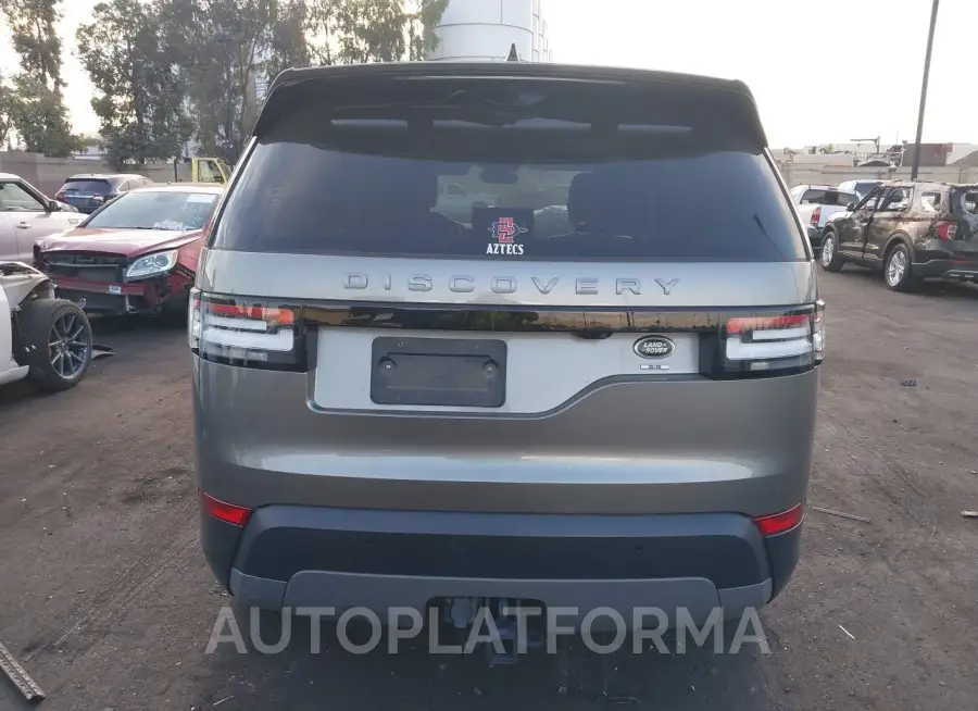 LAND ROVER DISCOVERY 2019 vin SALRG2RV8K2409828 from auto auction Iaai