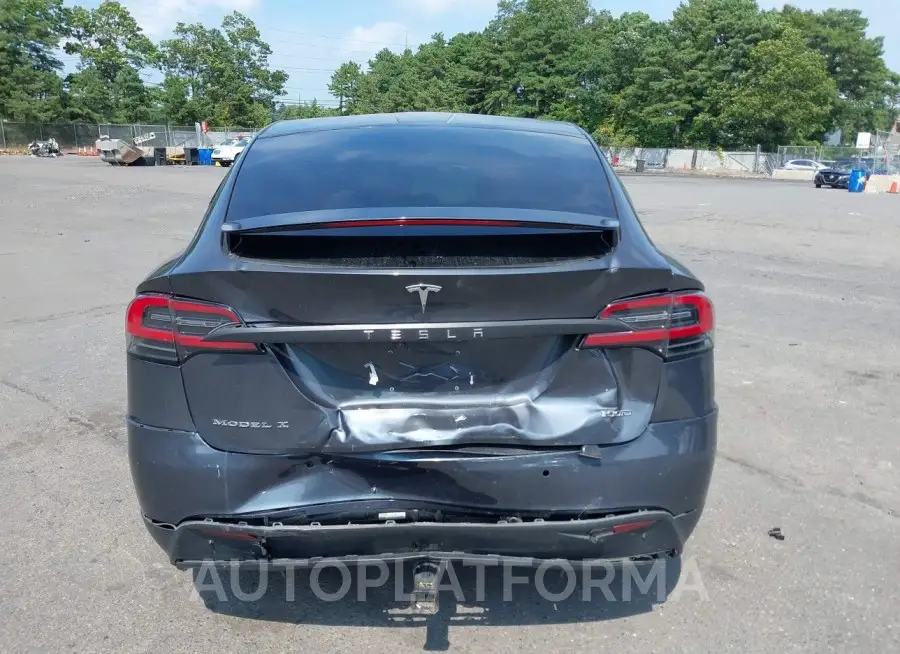 TESLA MODEL X 2017 vin 5YJXCDE2XHF054149 from auto auction Iaai