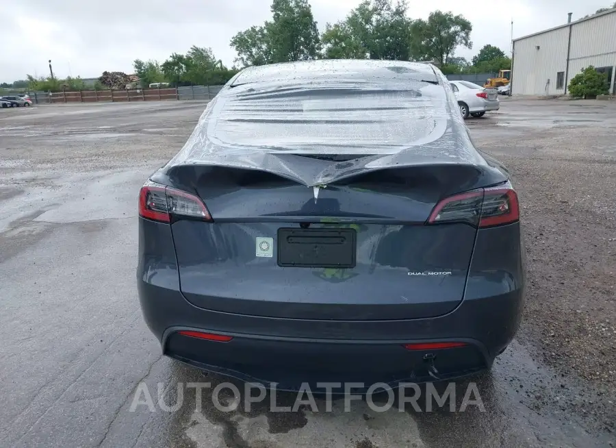 TESLA MODEL Y 2023 vin 7SAYGDEE2PF877629 from auto auction Iaai