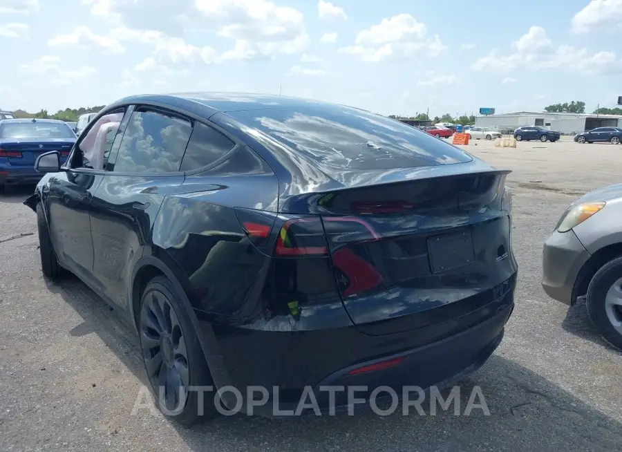 TESLA MODEL Y 2024 vin 7SAYGDEF3RA278084 from auto auction Iaai