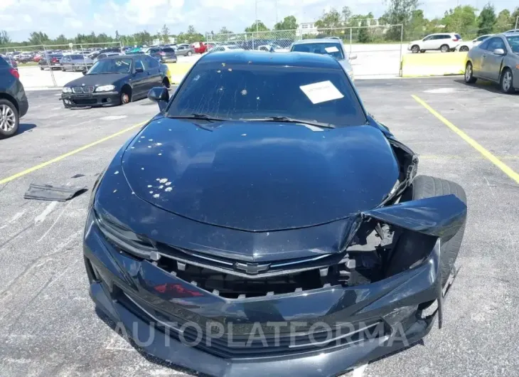 CHEVROLET CAMARO 2017 vin 1G1FB1RS4H0160174 from auto auction Iaai