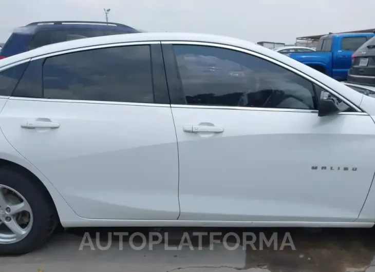 CHEVROLET MALIBU 2016 vin 1G1ZB5ST4GF332495 from auto auction Iaai