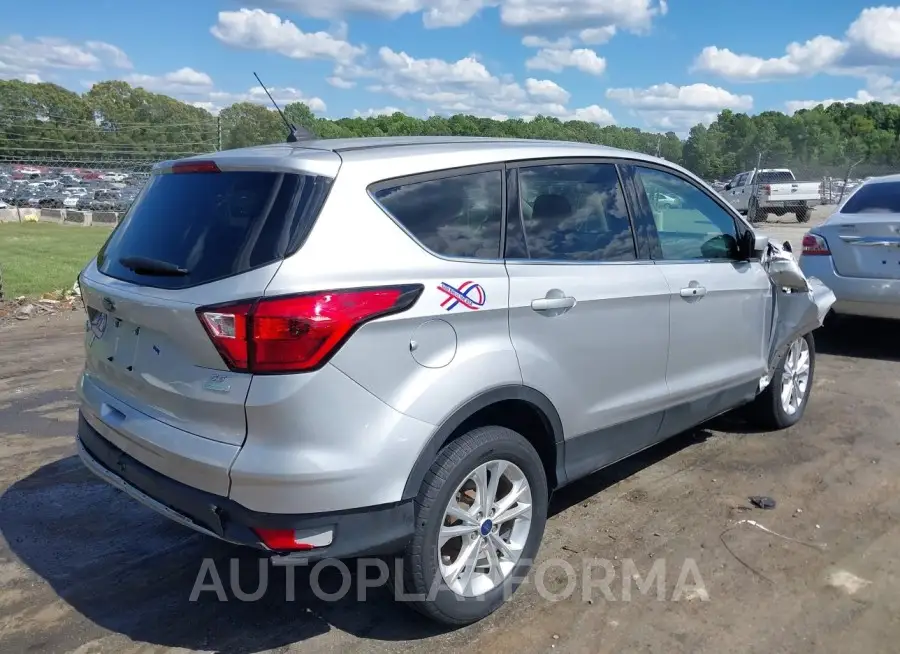 FORD ESCAPE 2019 vin 1FMCU0GD3KUB94203 from auto auction Iaai