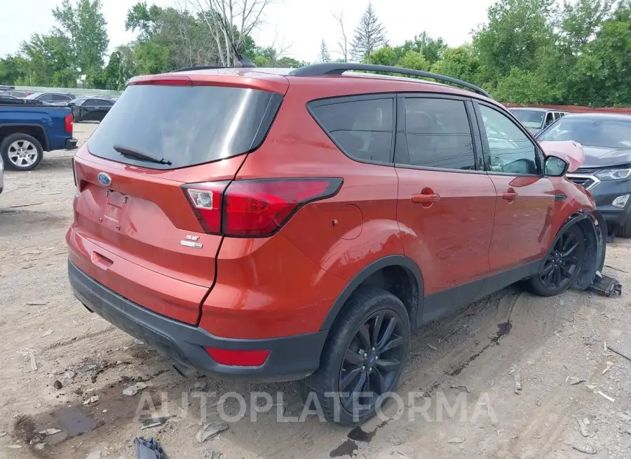 FORD ESCAPE 2019 vin 1FMCU9GD8KUC00372 from auto auction Iaai