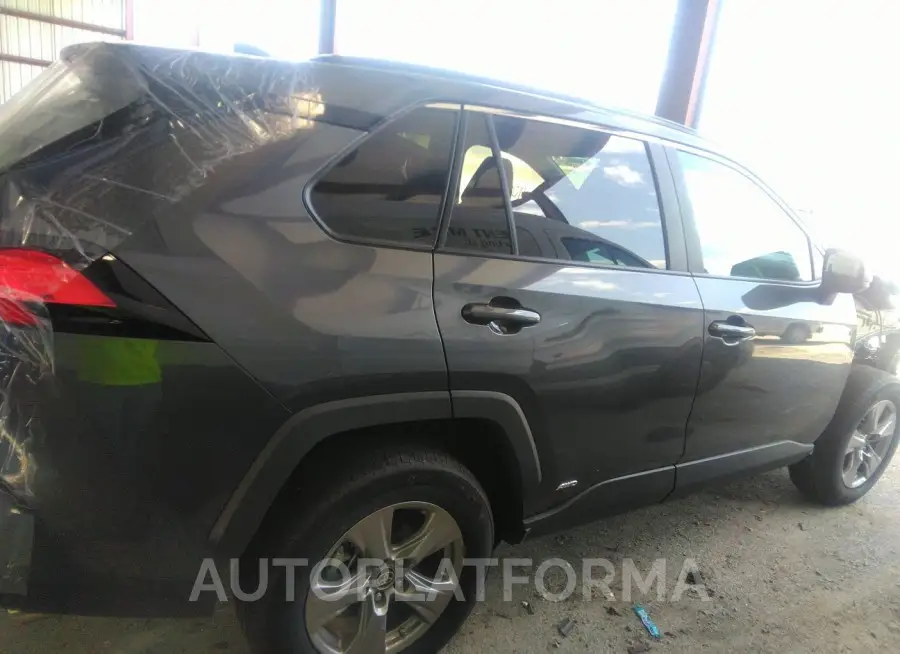 TOYOTA RAV4 HYBRID 2023 vin 2T3LWRFV5PW184960 from auto auction Iaai