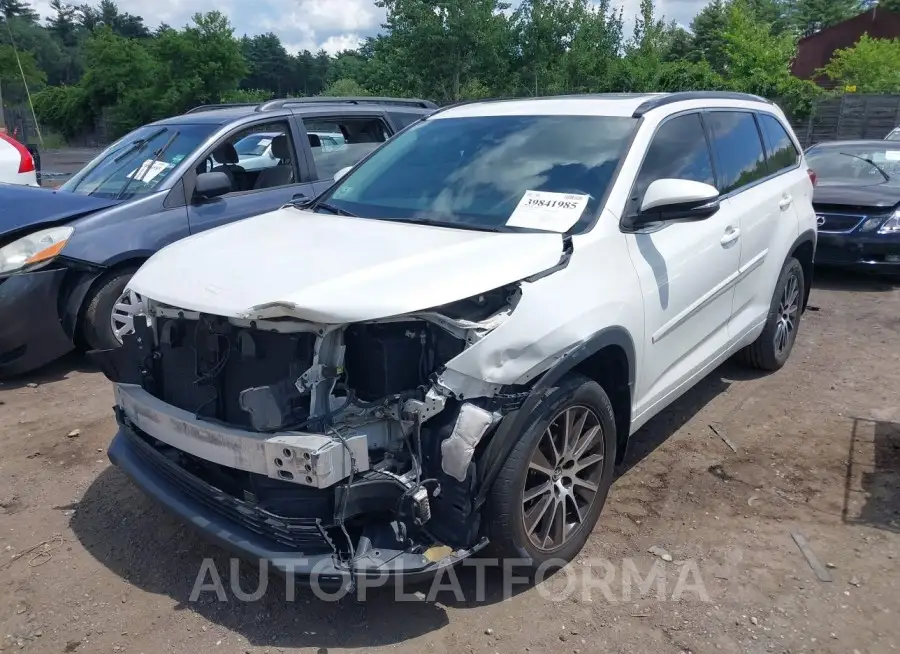 TOYOTA HIGHLANDER 2018 vin 5TDJZRFH8JS802144 from auto auction Iaai