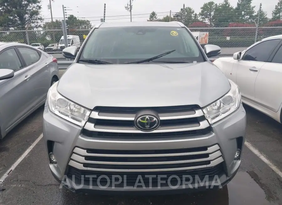 TOYOTA HIGHLANDER 2018 vin 5TDKZRFH6JS529810 from auto auction Iaai