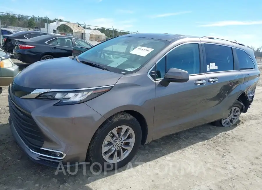 TOYOTA SIENNA 2023 vin 5TDYRKEC0PS153847 from auto auction Iaai