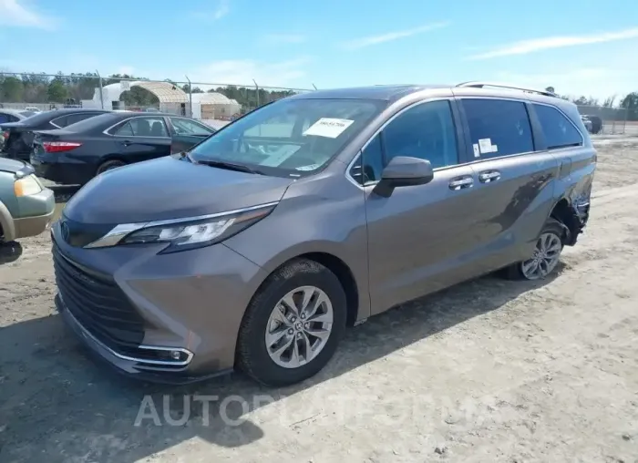 TOYOTA SIENNA 2023 vin 5TDYRKEC0PS153847 from auto auction Iaai