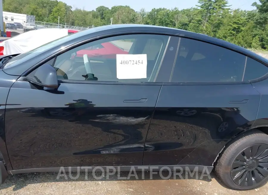 TESLA MODEL Y 2023 vin 7SAYGAEE3PF835002 from auto auction Iaai