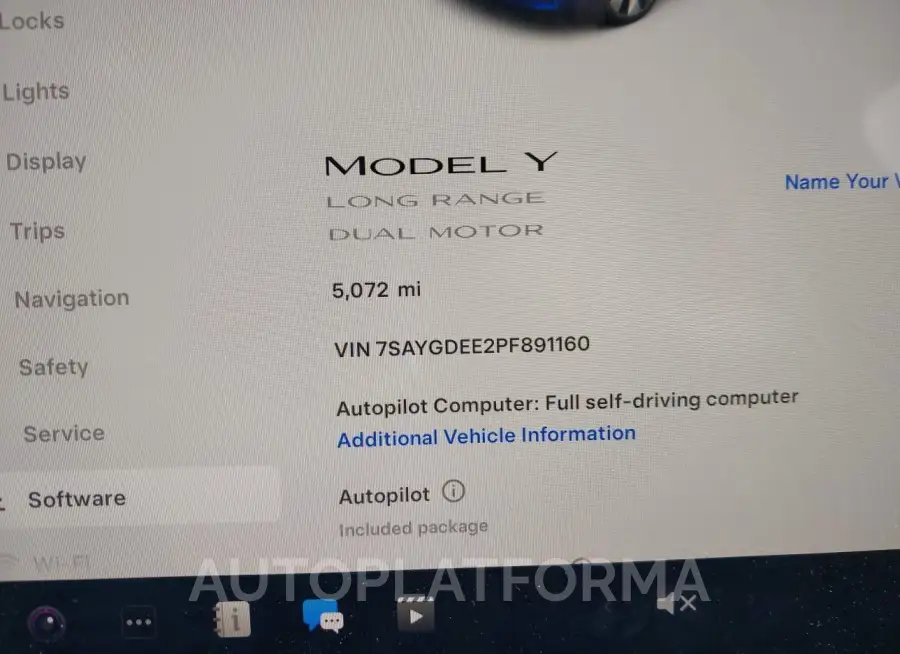 TESLA MODEL Y 2023 vin 7SAYGDEE2PF891160 from auto auction Iaai