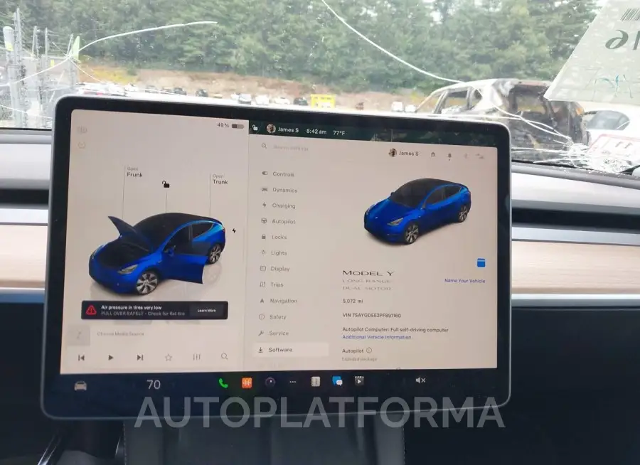 TESLA MODEL Y 2023 vin 7SAYGDEE2PF891160 from auto auction Iaai