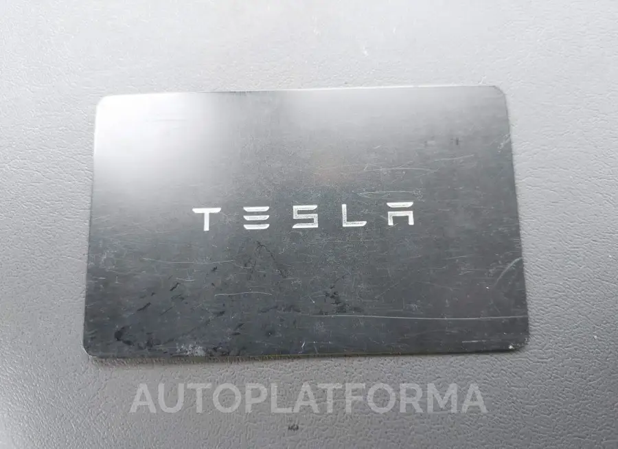 TESLA MODEL Y 2023 vin 7SAYGDEE4PF798172 from auto auction Iaai