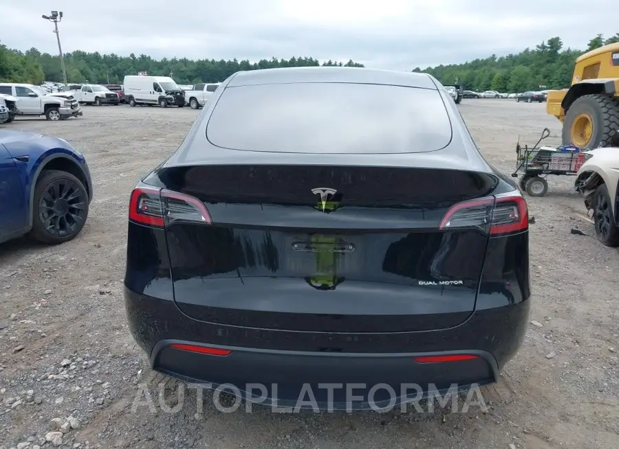 TESLA MODEL Y 2023 vin 7SAYGDEE4PF798172 from auto auction Iaai