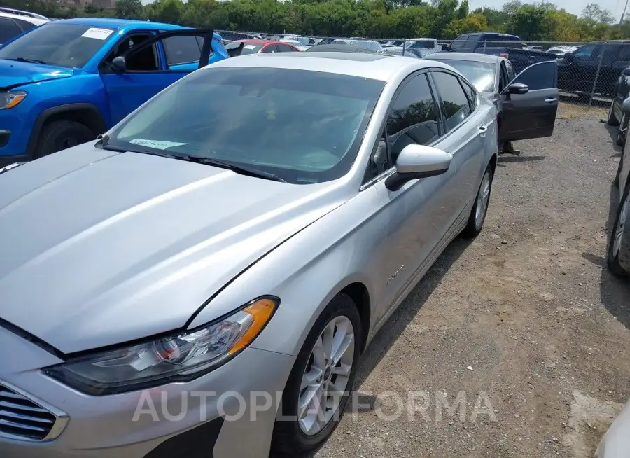 FORD FUSION HYBRID 2019 vin 3FA6P0LU2KR120413 from auto auction Iaai