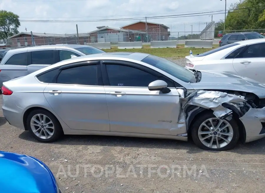 FORD FUSION HYBRID 2019 vin 3FA6P0LU2KR120413 from auto auction Iaai