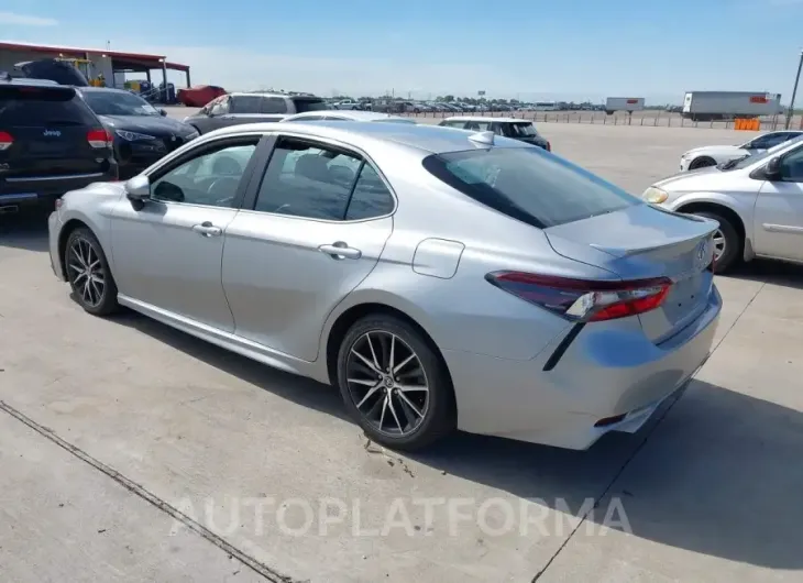 TOYOTA CAMRY 2021 vin 4T1G11AK1MU480674 from auto auction Iaai