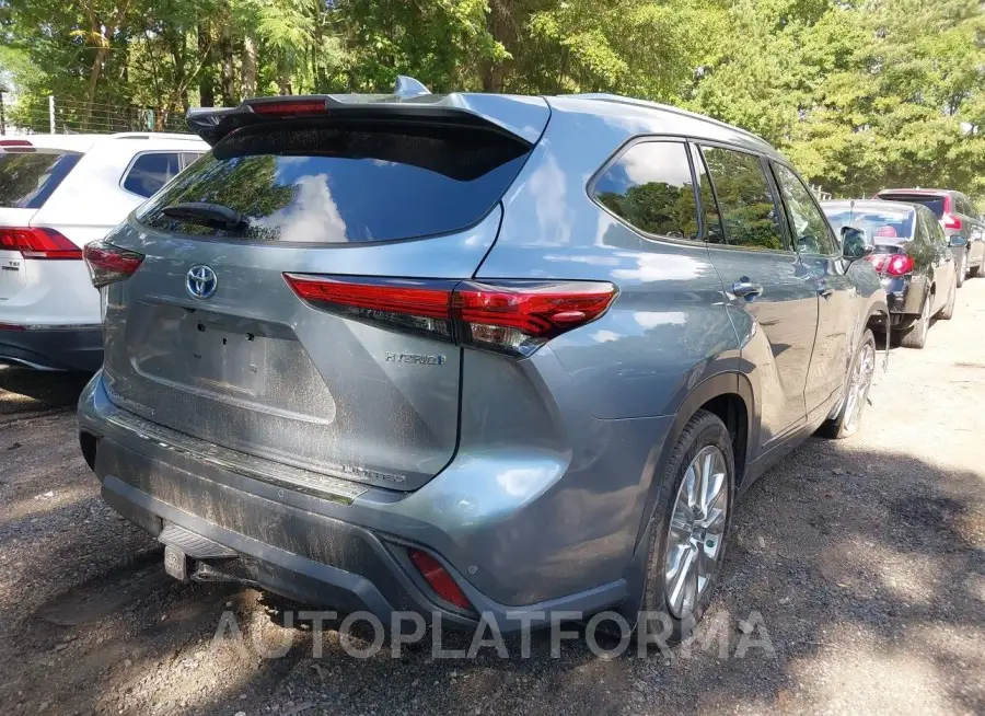 TOYOTA HIGHLANDER 2021 vin 5TDDBRCH7MS018547 from auto auction Iaai