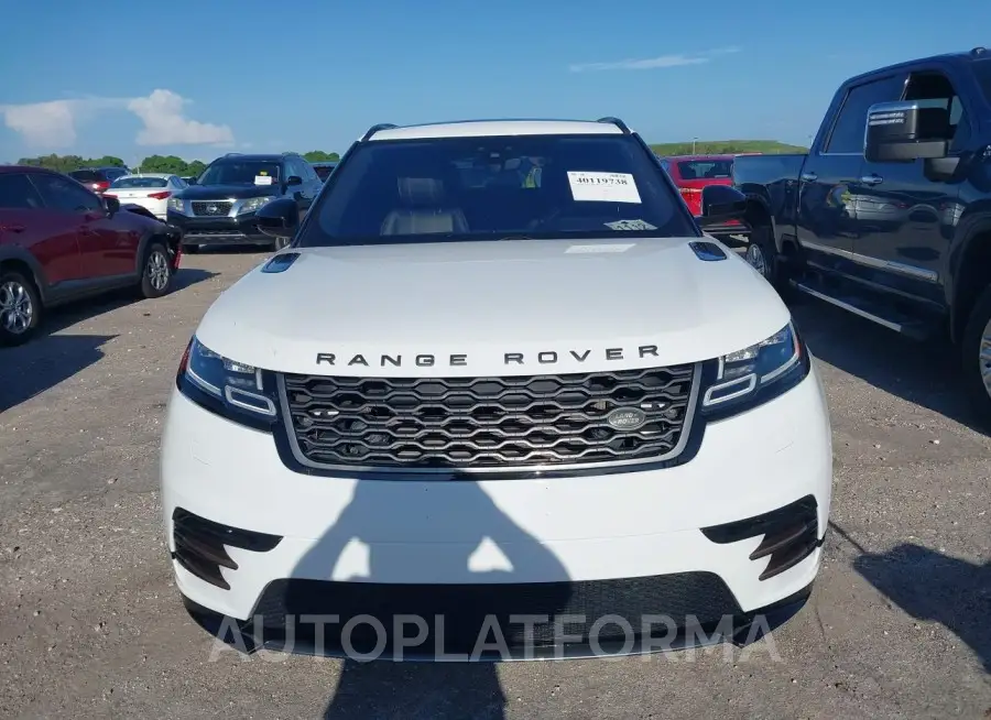 LAND ROVER RANGE ROVER VELAR 2018 vin SALYL2RV9JA745130 from auto auction Iaai