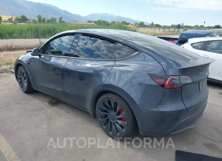 TESLA MODEL Y 2022 vin 7SAYGDEF0NF518642 from auto auction Iaai