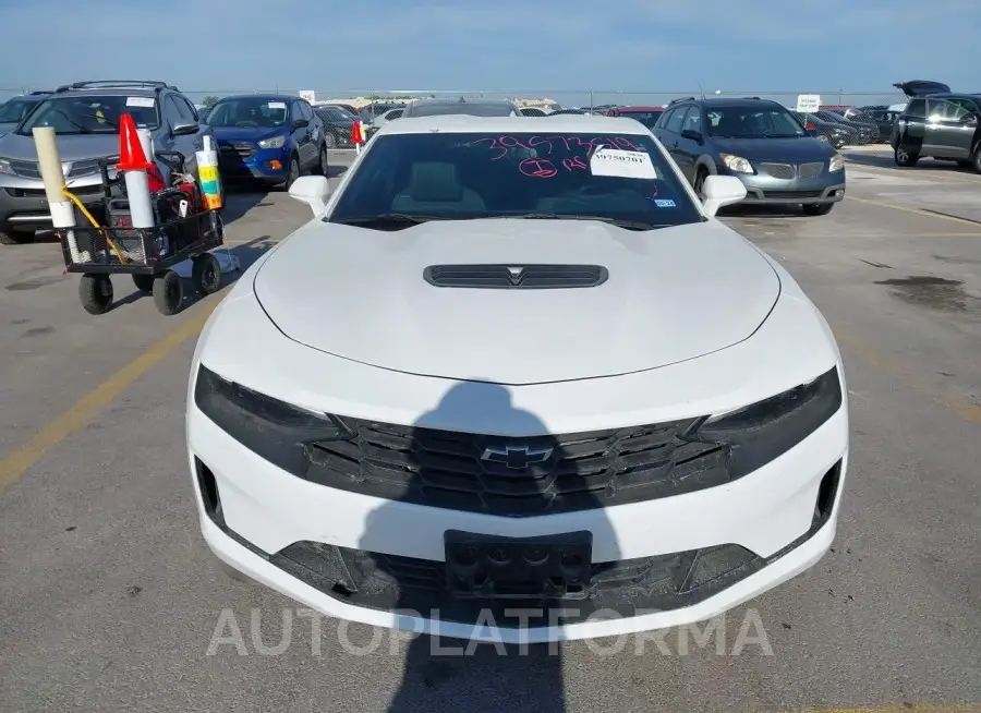 CHEVROLET CAMARO 2021 vin 1G1FE1R78M0118944 from auto auction Iaai