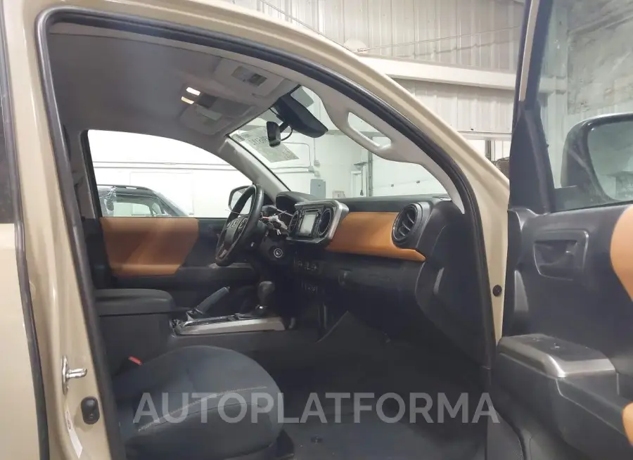 TOYOTA TACOMA 2019 vin 3TMCZ5AN7KM217958 from auto auction Iaai